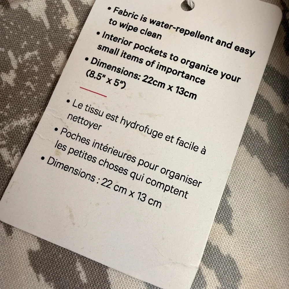 Lululemon Beige Wristlet Lululemon Curved Wristlet - Picture 5 of 8